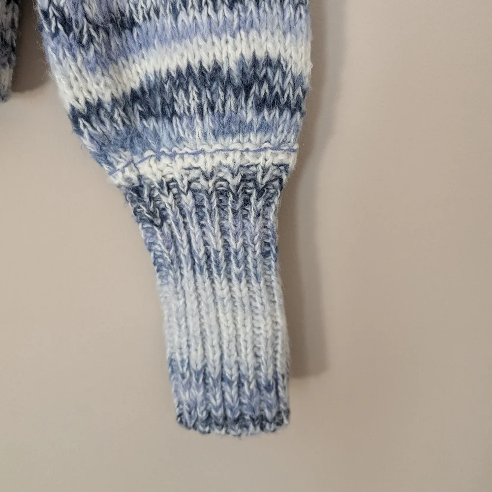 Wild Fable Crop Sweater - Picture 2 of 3